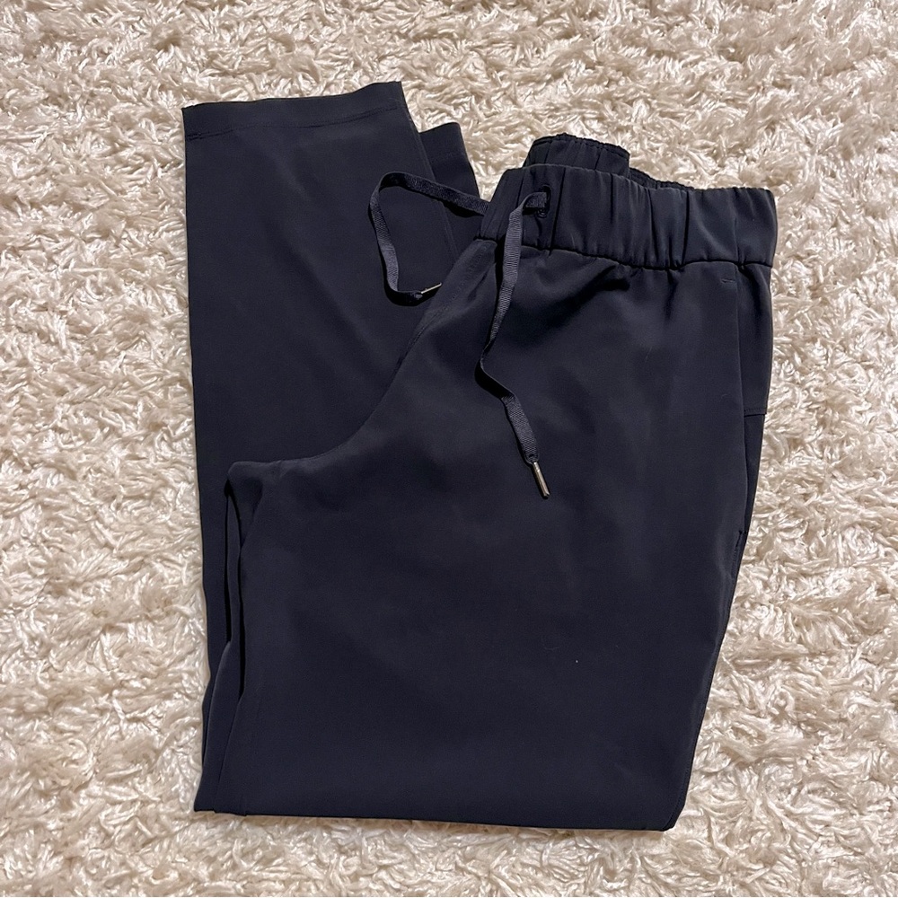 Lululemon On the Fly pant